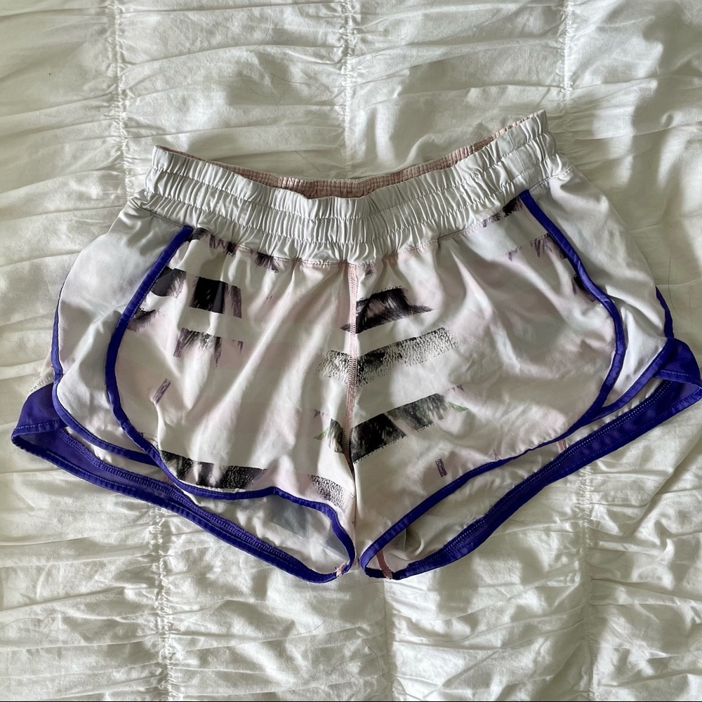 Lululemon Hotty Hot Shorts